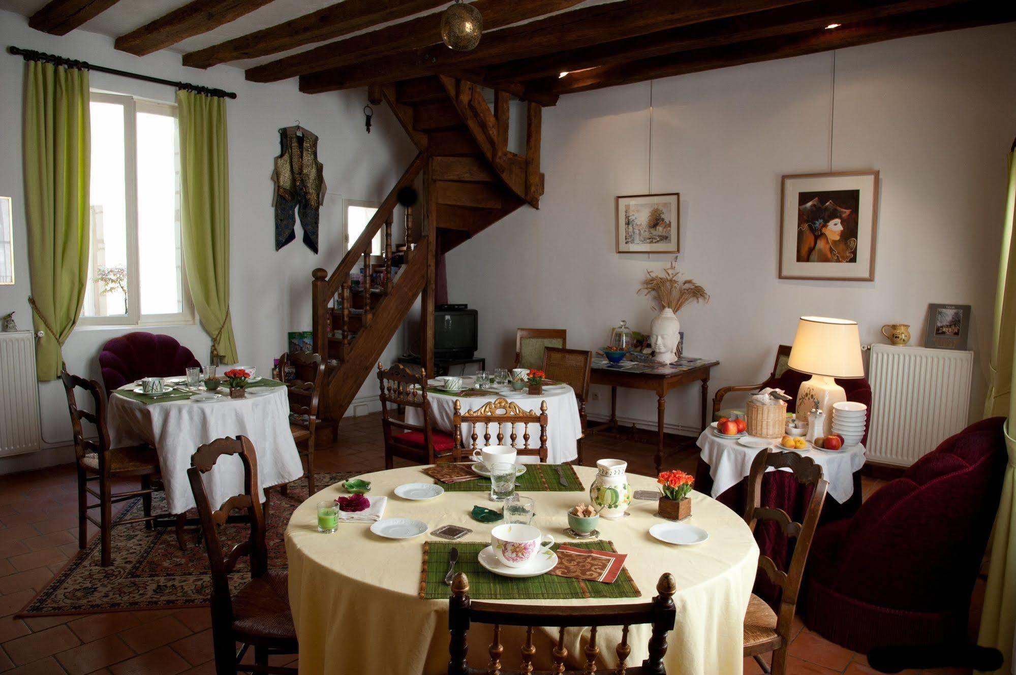 La Demeure Saint-Ours Bed & Breakfast Loches Ngoại thất bức ảnh